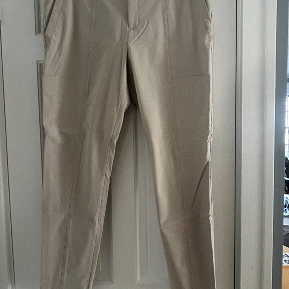Wander Stash Skinny Pant Sizes 14 & 16 - worn, $25/ea or $40 for both - Picture 4 of 9